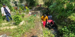 Terdampak Hujan Deras, Tanah di TPU Kampung Kebon Pala Sukabumi Terancam Longsor