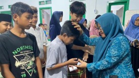 Peringati Akhir Muharam 1447 H, Pengurus Mushala Bani Sidin Cibadak Sukabumi Santuni 25 Anak Yatim