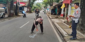 Tabrakan 2 Sepeda Motor dan 1 Truk di Cikembar Sukabumi, Mahasiswa tanpa Helm Meninggal Dunia