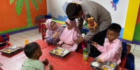 MBG di Yayasan Ad-Da’wah Cibadak Sukabumi, Orangtua: “Sangat Terbantu dari Sisi Finansial”