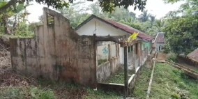 Kondisi Memprihatinkan SDN Tegalega Jampang Tengah Sukabumi: Kelas 5 Tidak Beratap dan Kelas 4 Terancam Roboh