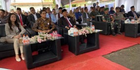Dukung Investasi Kesehatan, Wabup Sukabumi Letakkan Batu Pertama Pembangunan Gedung Karlinah RS DKH Cibadak