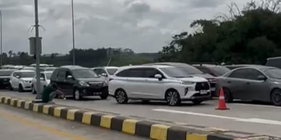 Hari ke-2 Idul Fitri, Terjadi Macet Panjang Menuju Sukabumi di Tol Bocimi dan Jalan Raya Bogor-Sukabumi