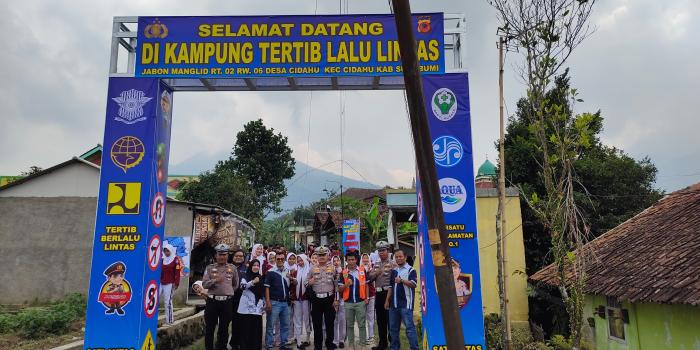 Berlokasi di Kaki Gunung Salak Kecamatan Cidahu, Sukabumi Kini Punya Kampung Tertib Lalulintas
