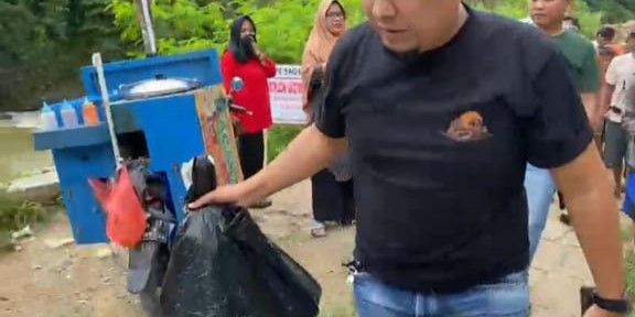 Diduga Baru Dilahirkan, Mayat Bayi Laki-Laki Ditemukan di Pintu Air Kampung Babakan Sukabumi