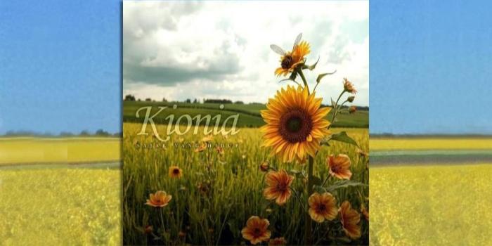 Album Puitis Bertajuk Manis “Kionia”: Ketika Kata Disulam Menjadi Nada dan Suara oleh Teh Nata