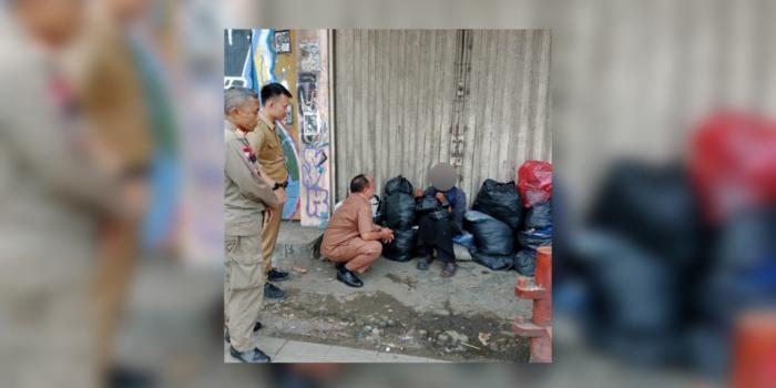 Diduga ODGJ, Perempuan Tanpa Identitas di Leuwigoong Sukabumi Diamankan Camat Cibadak Mulyadi