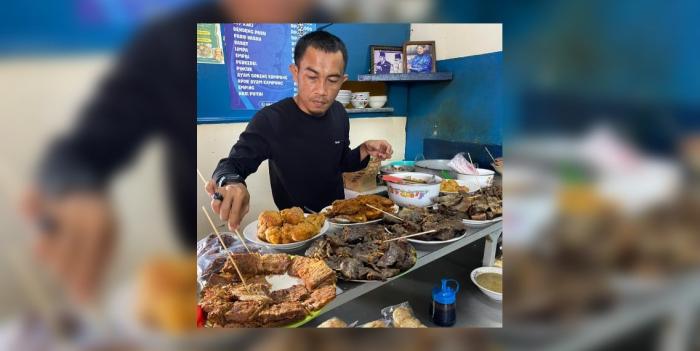 Demi Perkedel Enak-Garing-Juicy, Kintan Jauh-Jauh Datang dari Bogor ke Warung Nasi di Cibadak Sukabumi ini