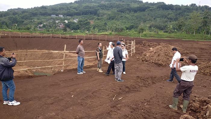 Sidak Aktivitas PT Bogorindo Cemerlang di Tenjojaya Sukabumi, Kepala DLH: “Supaya Semuanya Tertib”