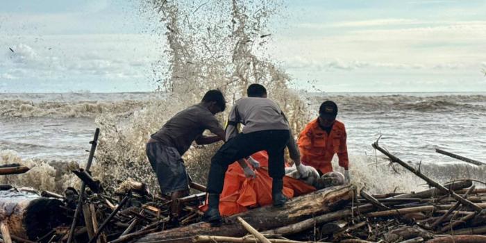 Hilang 5 Hari Akibat Kecelakaan di Perairan Cianjur, Nelayan Ditemukan Meninggal di Sungai Cibuni Sukabumi