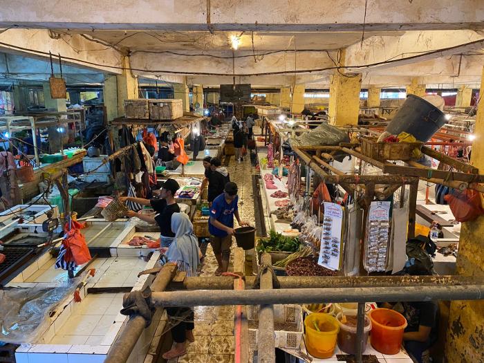 Sepekan Jelang Ramadhan, Harga Daging Ayam di Cibadak Sukabumi Tembus Rp 48.500, Pembeli: “Kemahalan”