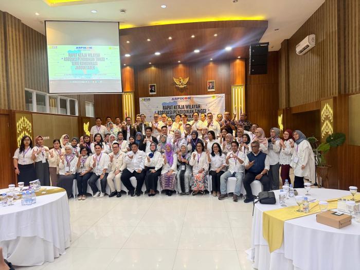 Matangkan Strategi Pendidikan Komunikasi, ASPIKOM Korwil Jabodetabek Gelar Rakerwil di Bogor