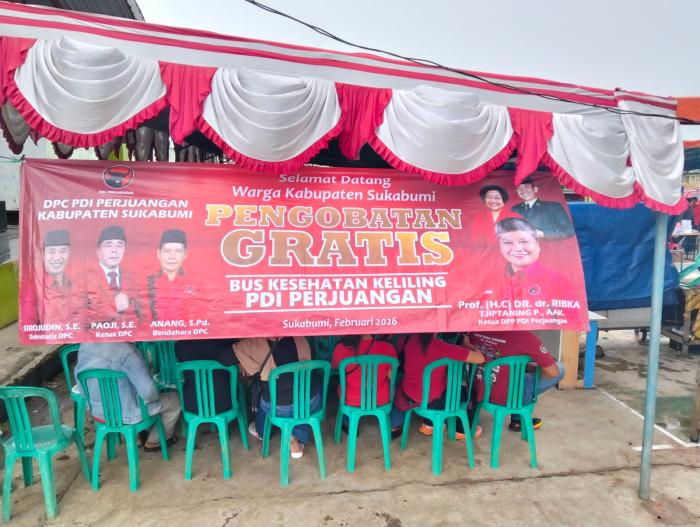 Gelar Pengobatan Gratis, Kehadiran Bus Kesehatan Keliling PDIP Diapresiasi Kades dan Warga Nagrak Sukabumi