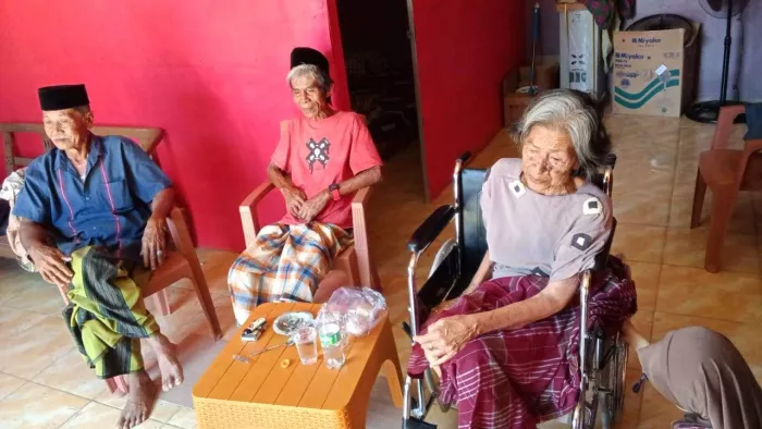 Lebaran di Kursi Roda, Kondisi Ahli Waris Labbai Ini Tiada Mendapat Simpati PT Bumi Karsa-Kalla Grup Makassar